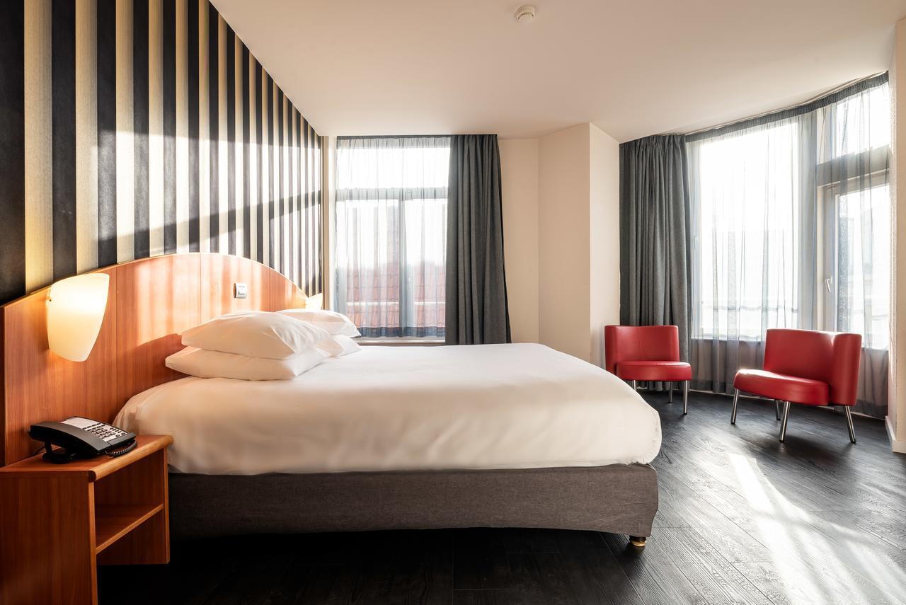 Aris Grand Place 3*